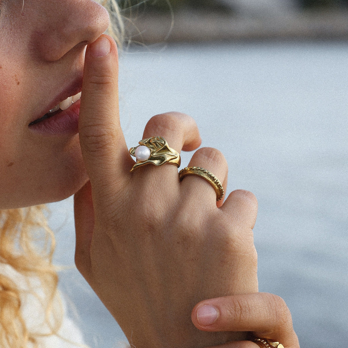 Lex – Molten Pearl Ring in Stainless Steel | Timi of Sweden