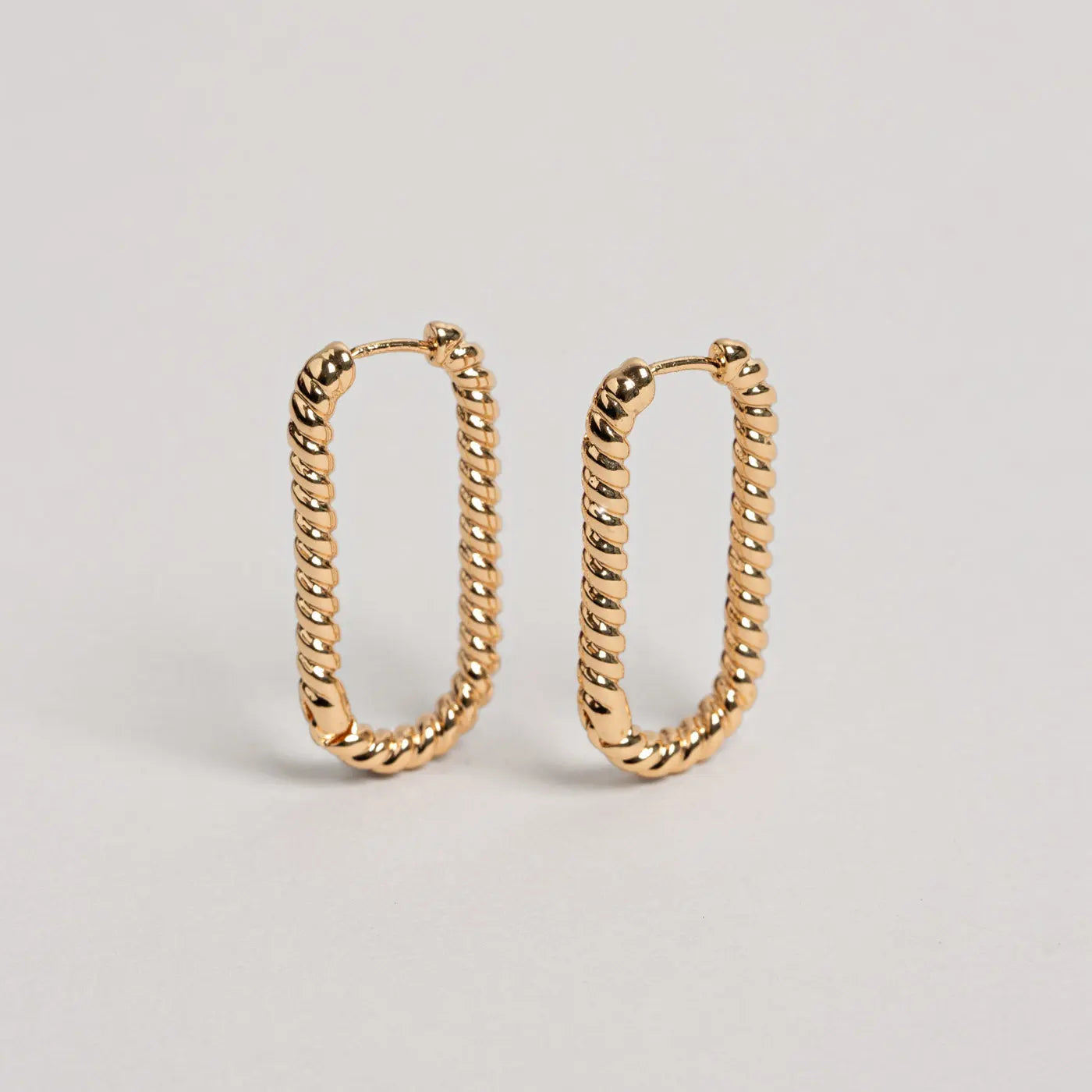 Ovale Twisted Earring Hoop - Goud
