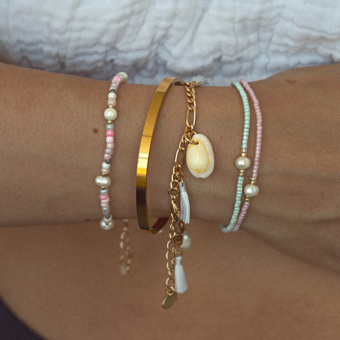 Tess - Pastel Kraal en Parel Armband