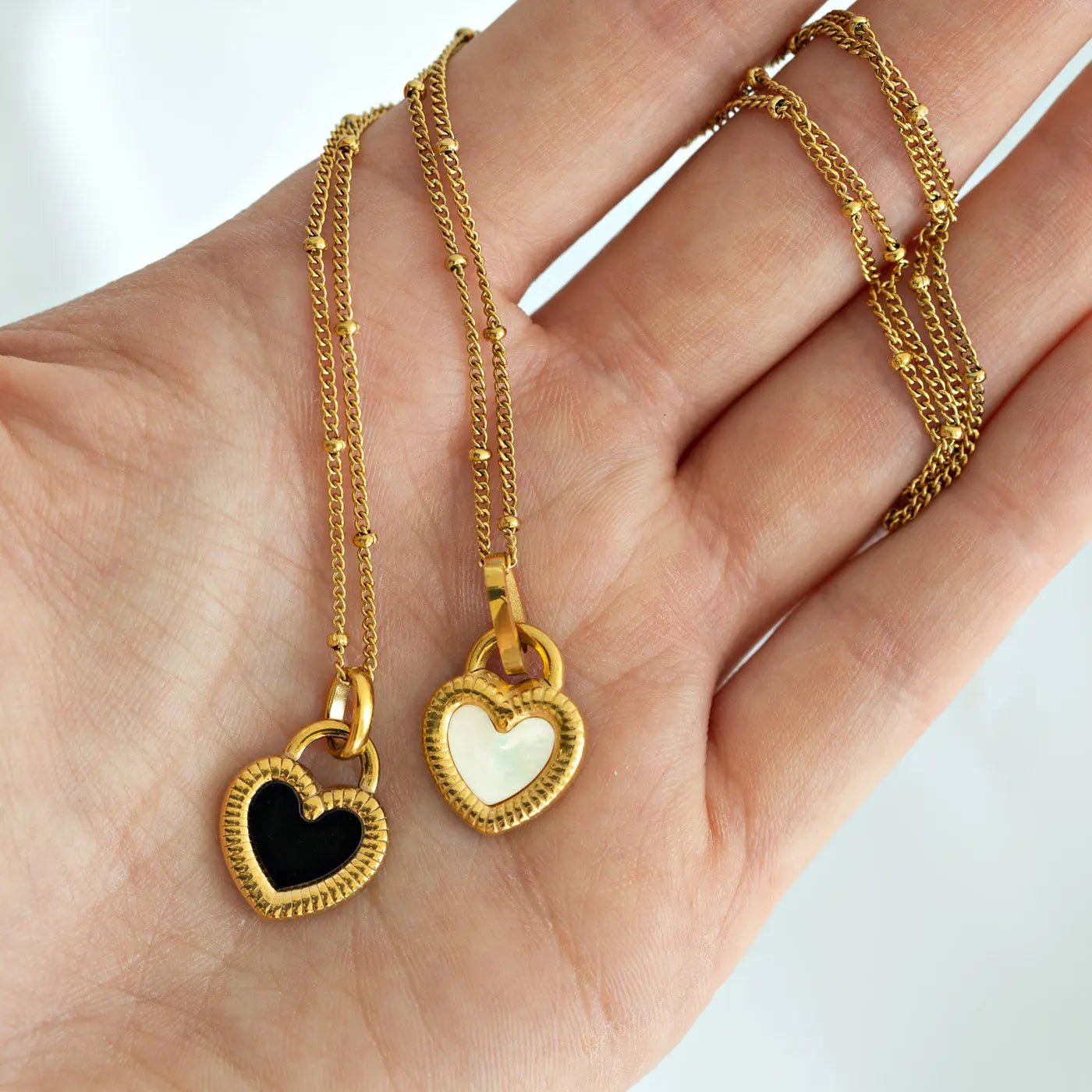 Tyra - Hartketting met geëmailleerd roestvrij staal