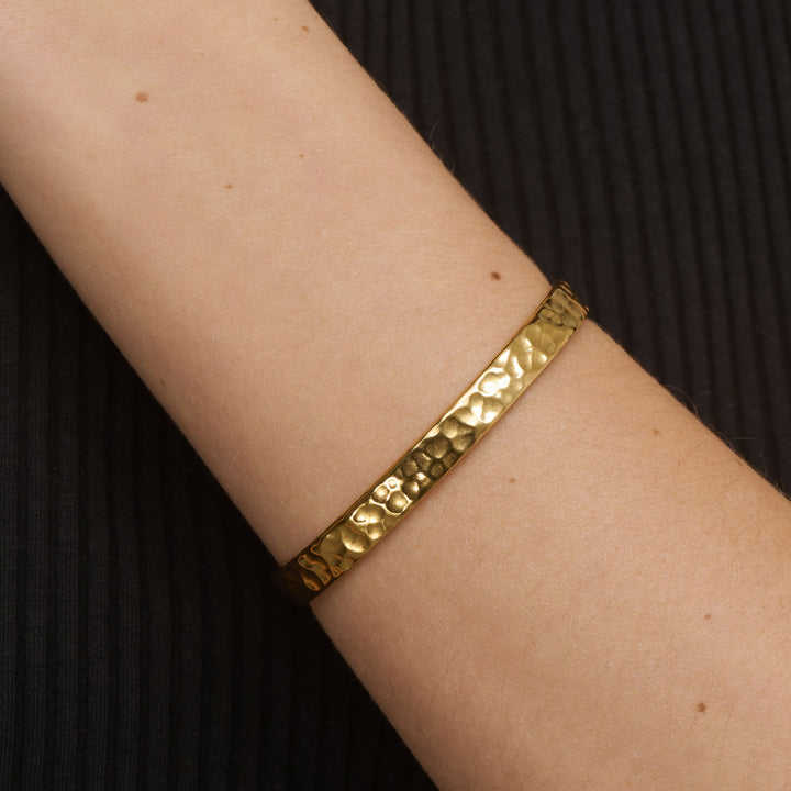 Kai - Geslagen Bangle Armband RVS