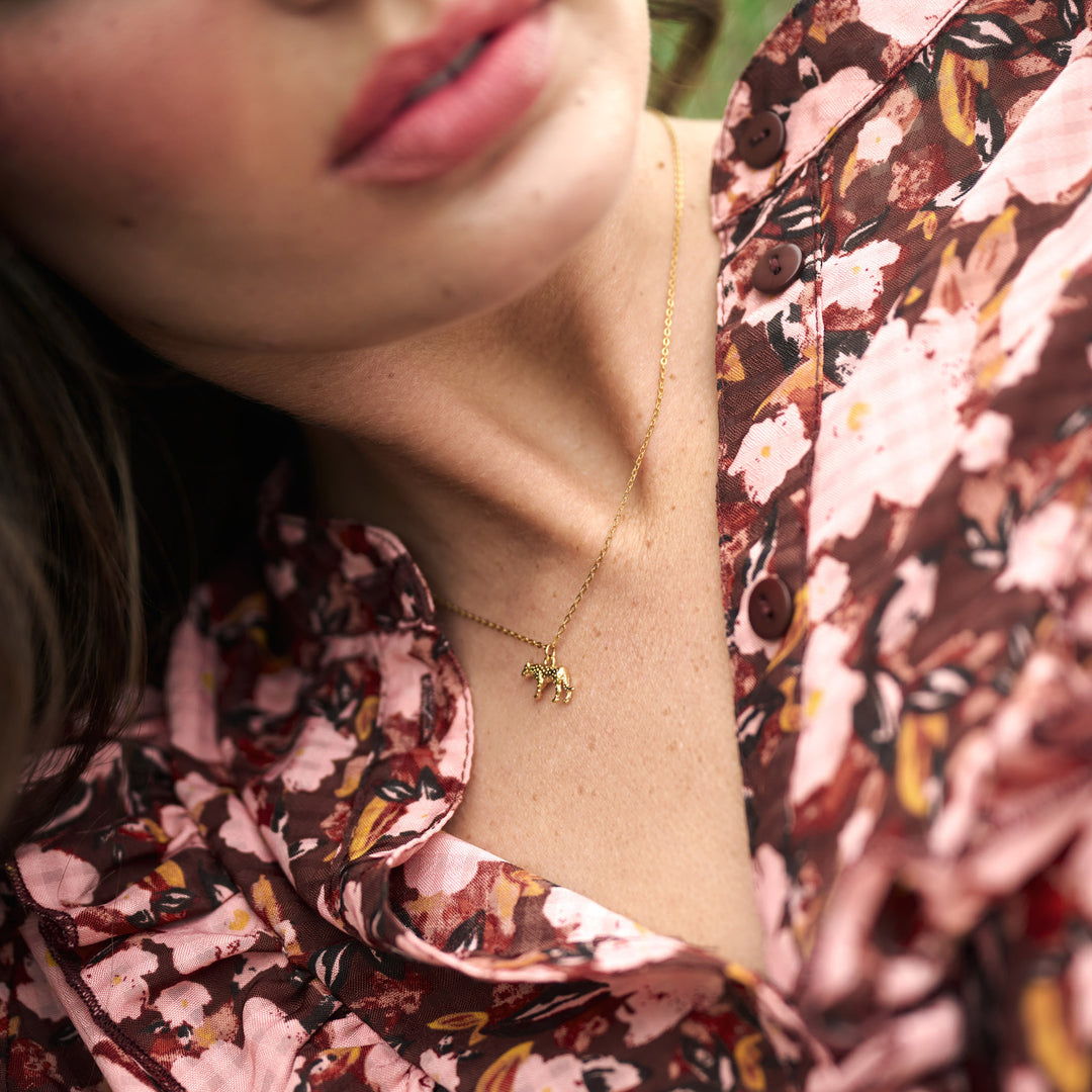 Quinn - Gouden Leoprint Charm Dangle Ketting