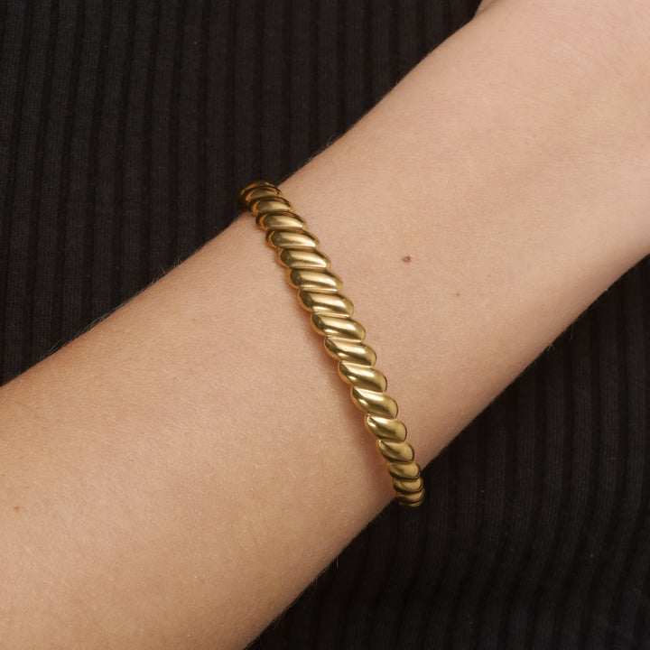 Bea - Croissant Bangle Armband RVS