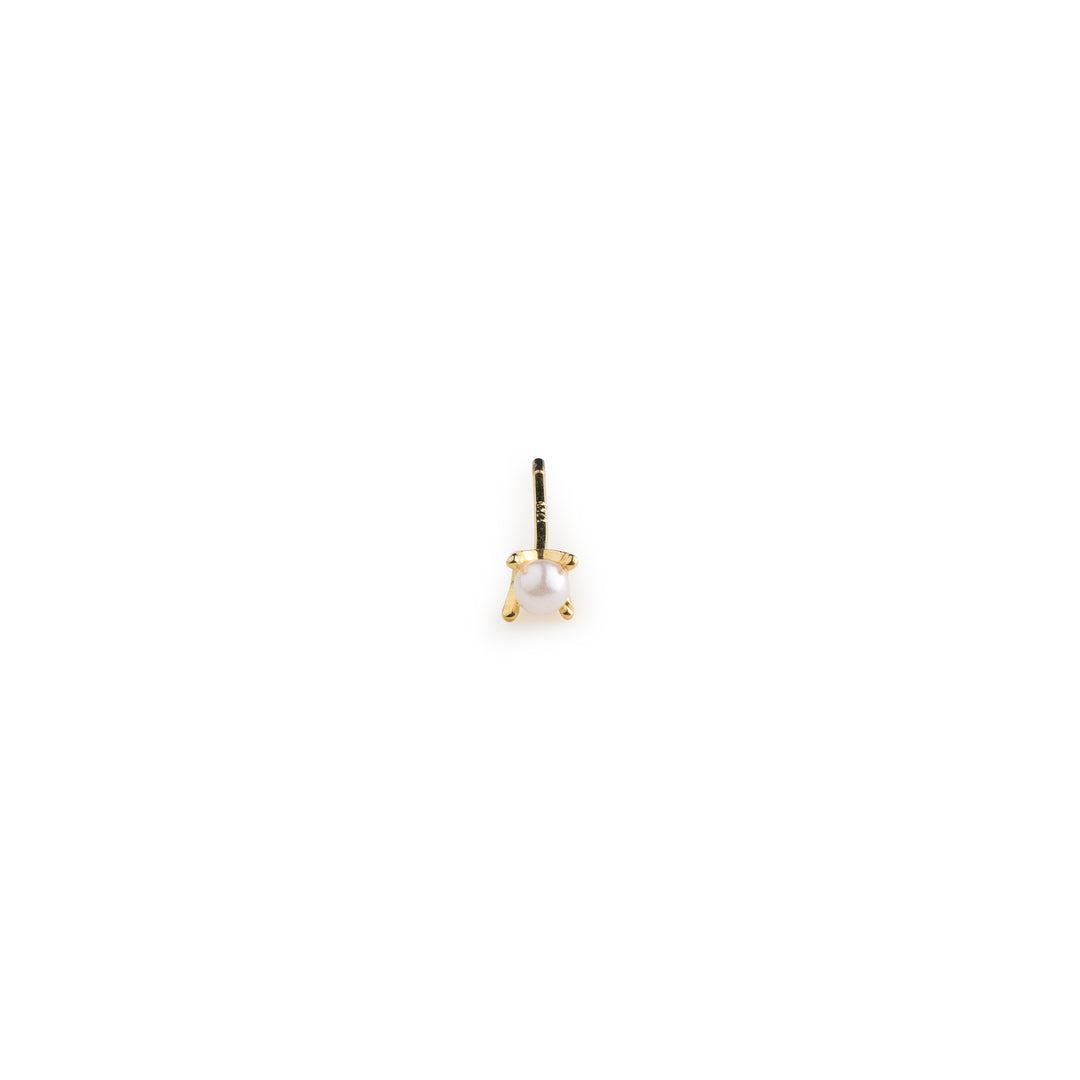 Essie - Mini Pearl Stud Earrings
