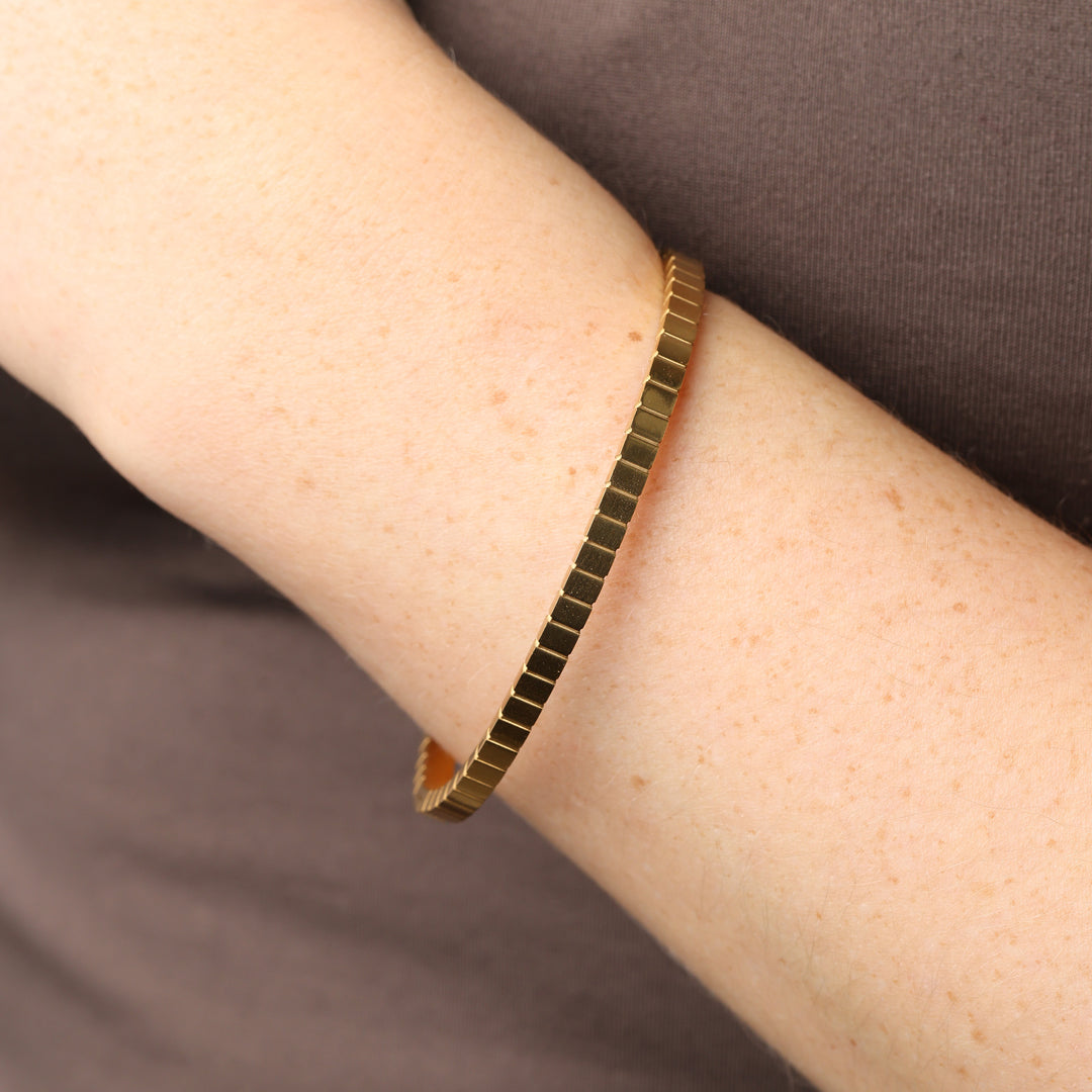 Meja - Gestructureerde armband van roestvrij staal