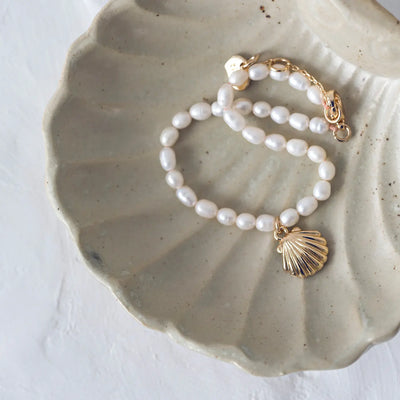Zeemeermin armband met schelp en parel