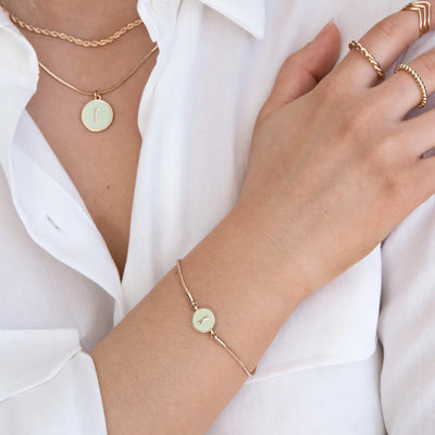 Letter in Snake Chain-armband