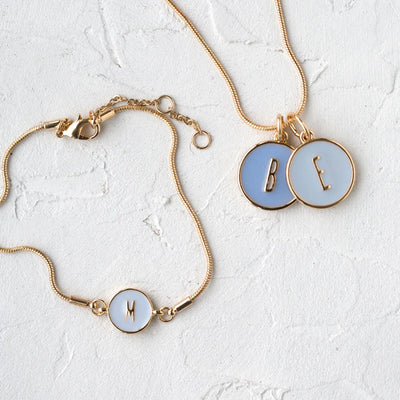 Letter in Snake Chain-armband