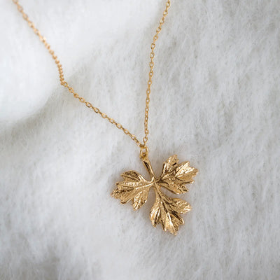 Grote blad ketting