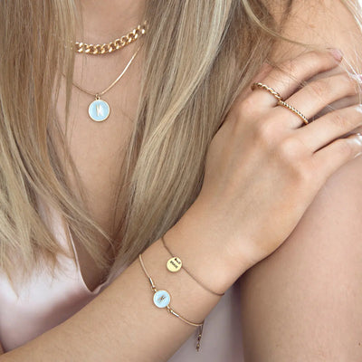 Gepersonaliseerde emaille letter ketting en armband set