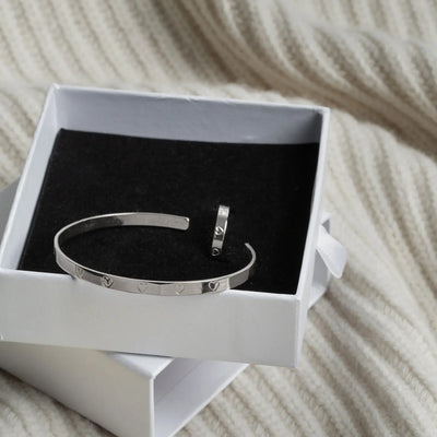 Gegraveerde harten set ketting en ring