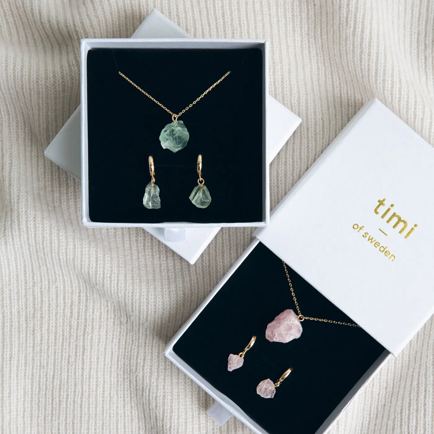 Halfedelsteen Bezet met Ketting en Oorbellen - Goud