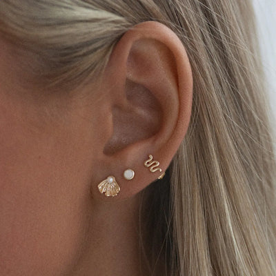 Aria - Schelp met Parel Oorknopjes