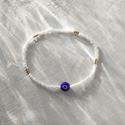 Suzy - Evil Eye witte kralen armband