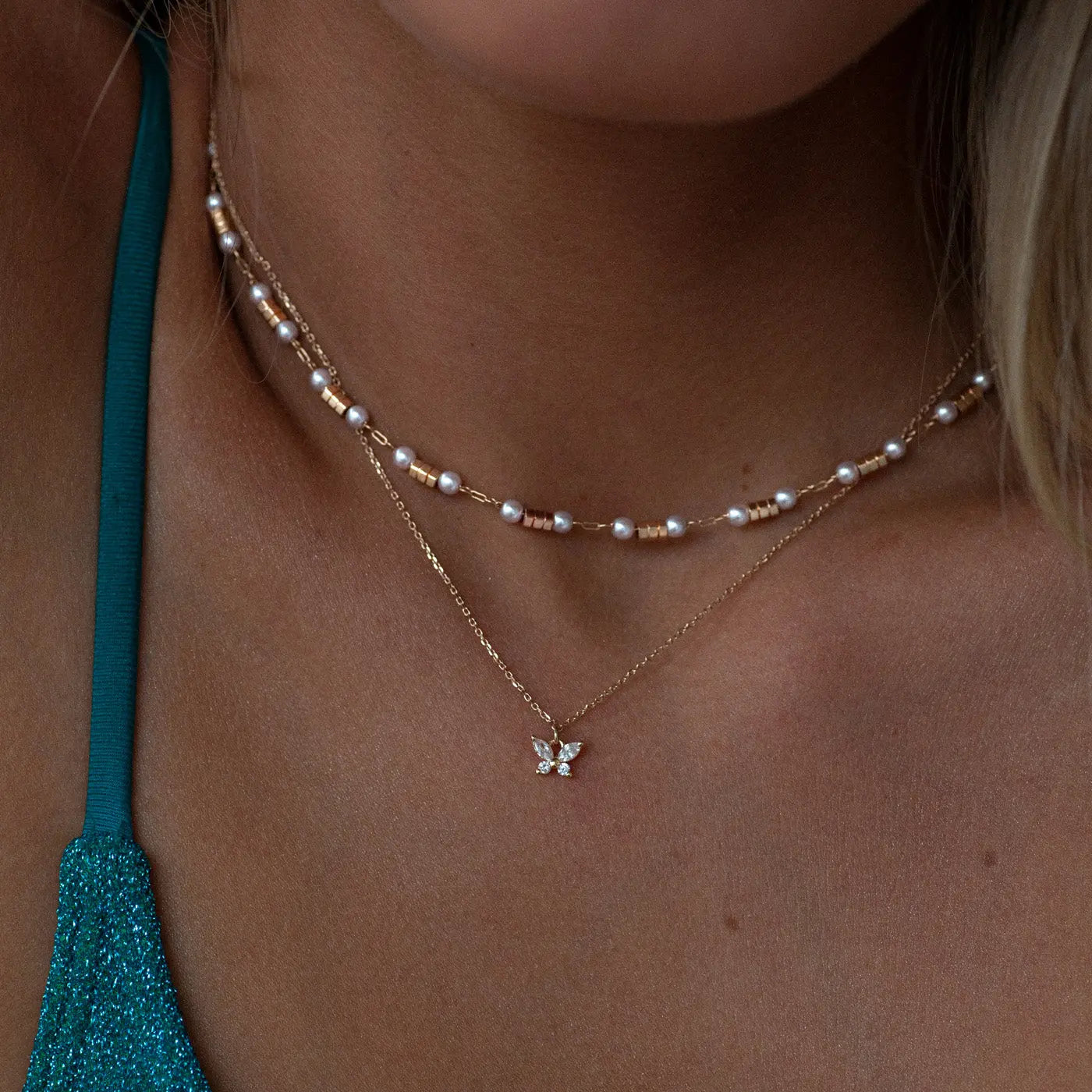 Leah - witte kristallen vlinder ketting