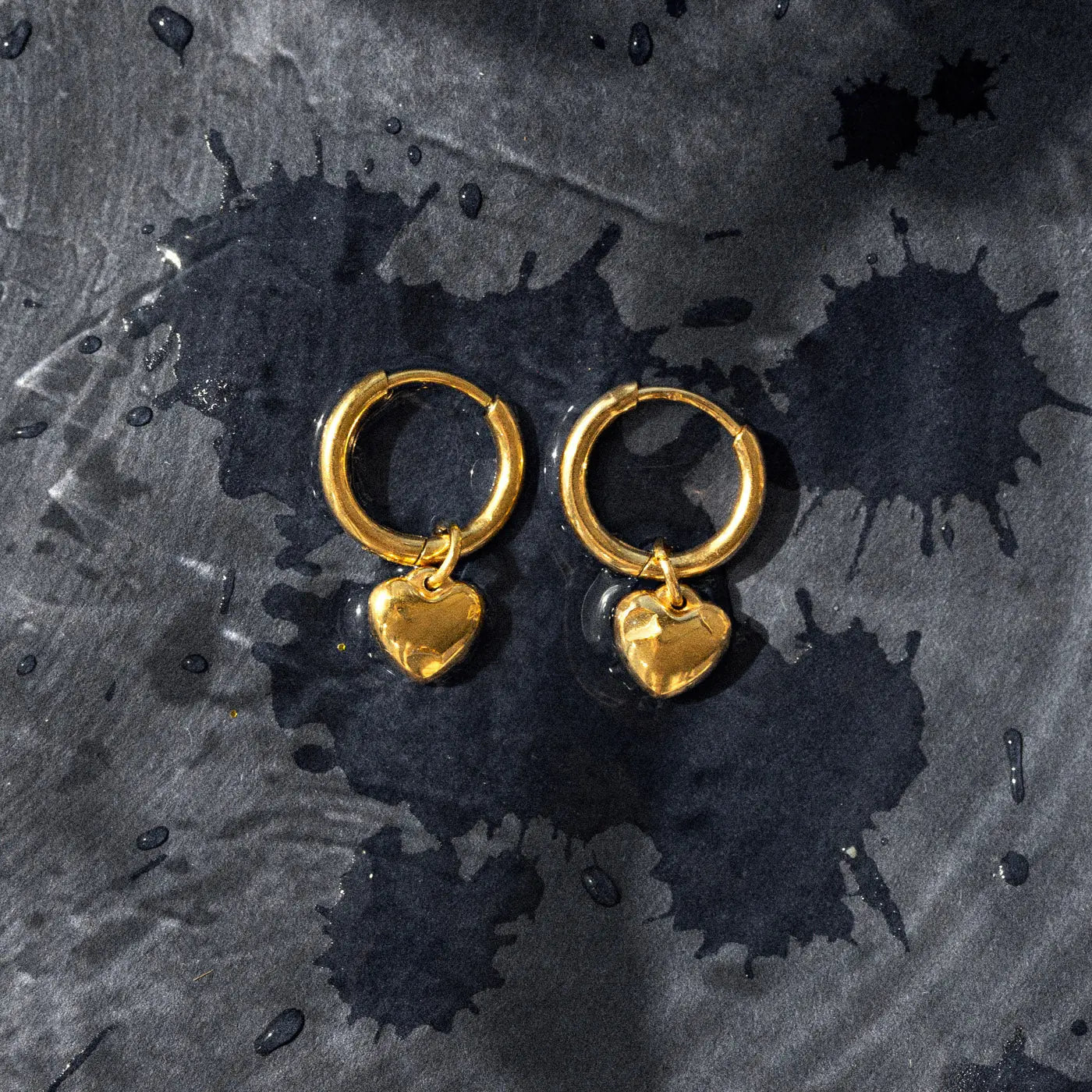 Sandra - Hart Hoop Earring RVS